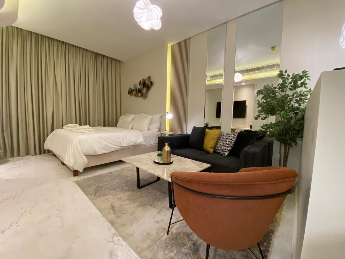 Bahrain Bay Studio Manama Exterior photo